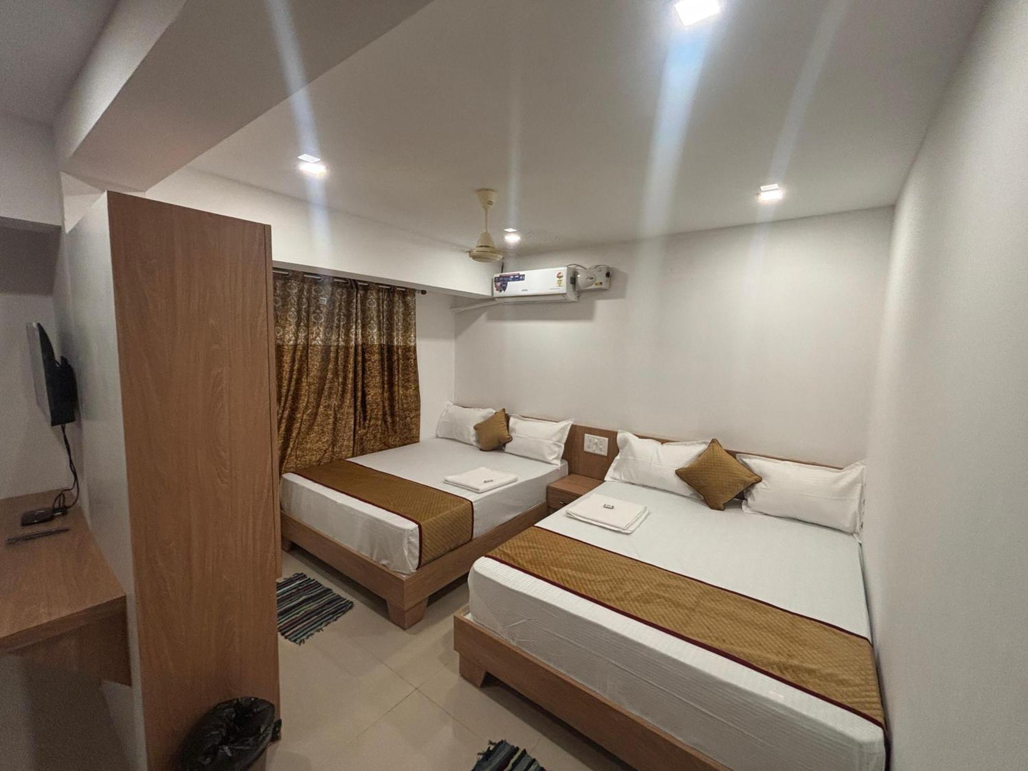 Classic Comfort Lodge Mangalore Exterior photo