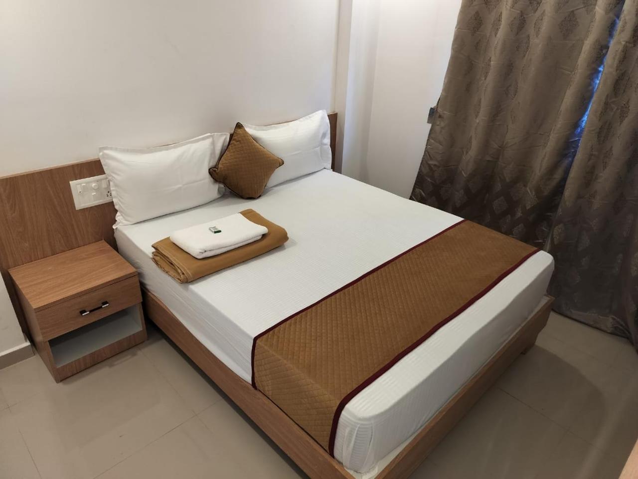 Classic Comfort Lodge Mangalore Exterior photo